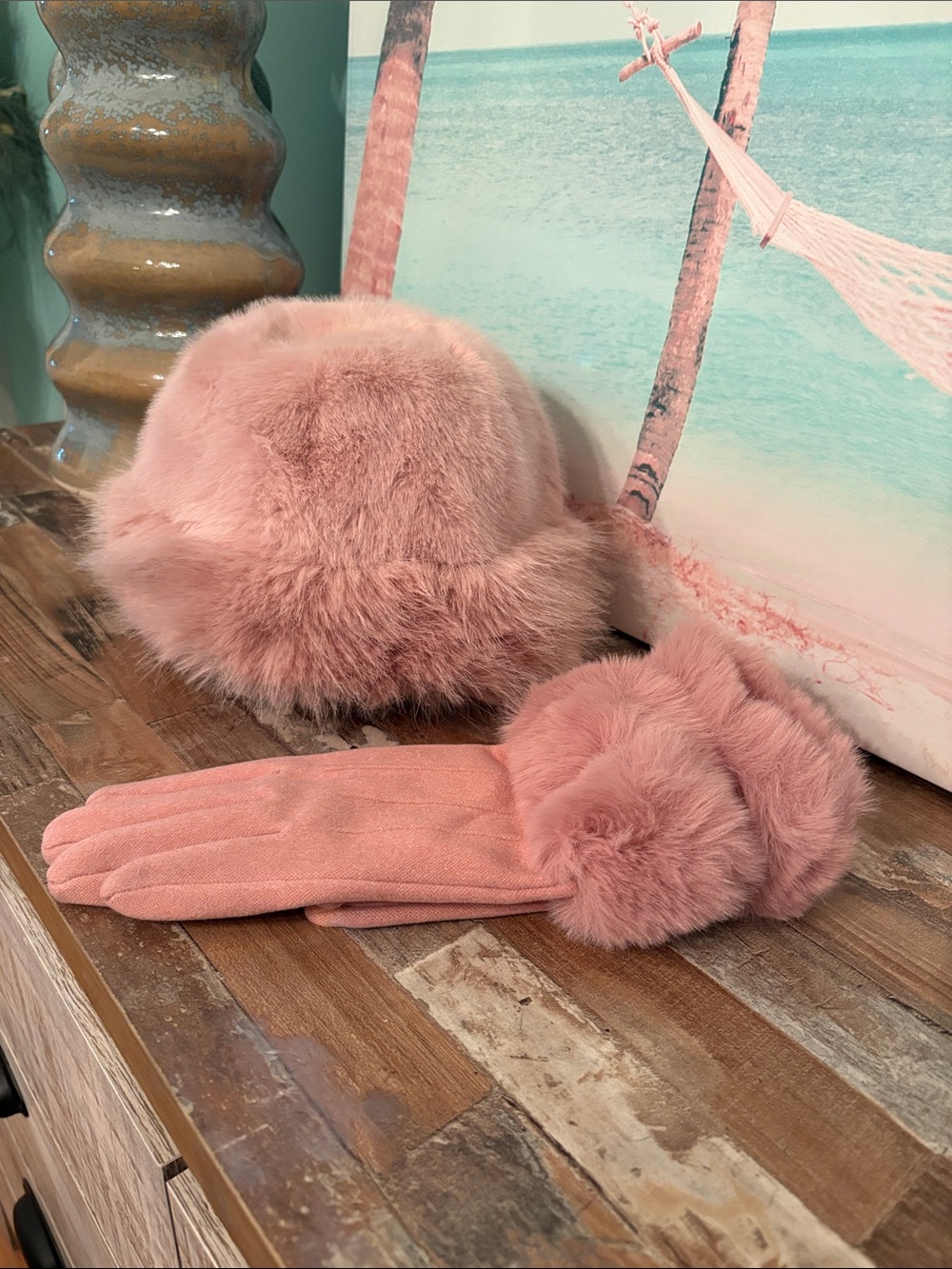 NWT Plush Pink Faux Fur Women's Hat and Gloves Set